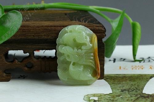 人养玉三年，玉养人一生有科学依据么？