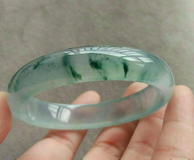 翡翠手镯什么种水