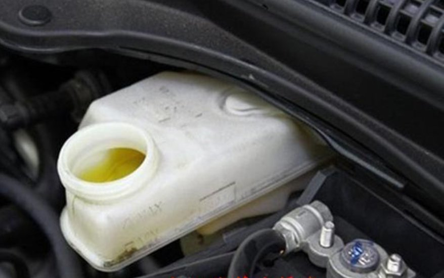 奥迪A1变速箱，车辆抖动，方向盘变沉，求车主，专家解惑