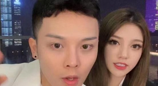 韩安冉发文与兜儿正面刚上热搜，她们之间有什么渊源？