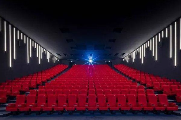 《坚如磐石》首映口碑