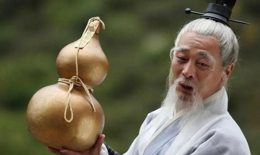 上海患病男子服丹药闭关修炼死亡，该事件中存在哪些法律知识？