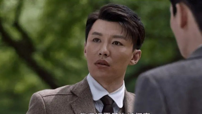 叛逆者左秋明的身份