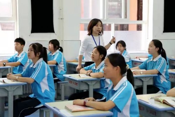 请问福建招生办电话是多少？