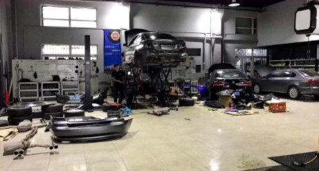 学汽修哪个学校比较好呢？