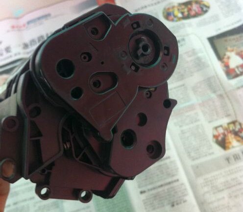 hp m10015 mfp硒鼓如何加粉？