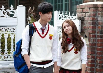 李钟硕和郑秀晶为何成了兄妹？