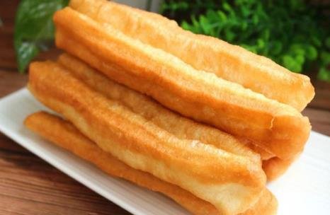 百姓对奸臣秦桧非常痛恨， 无意间发明了什么美食？