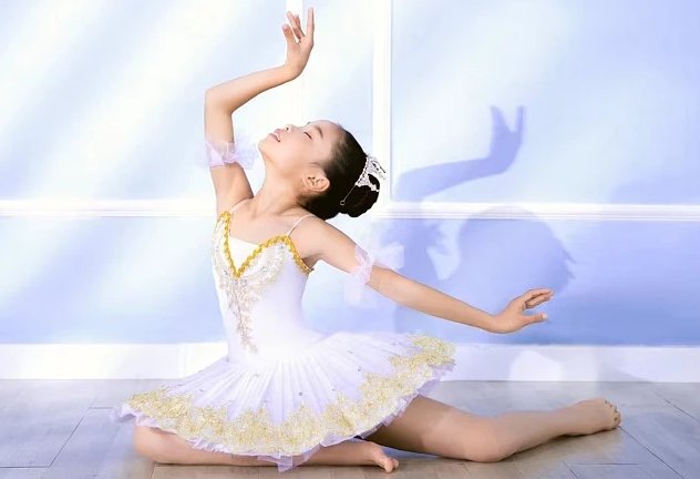 孩子上台表演的朋友圈说说