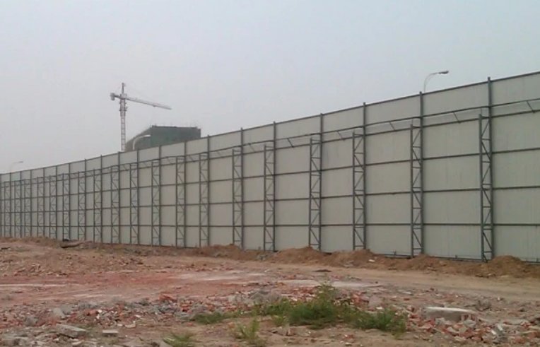 工地围挡施工费多少钱一米？