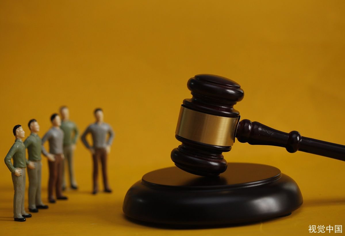 武汉光谷发生枪击案一名律师中枪身亡，凶手和死者之间有何关系？