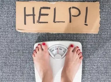 女生太瘦被老板要求长胖10斤，老板的要求合理吗？