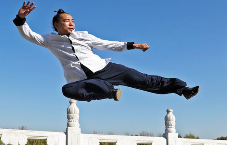 如何体验轻功高手的走路体验