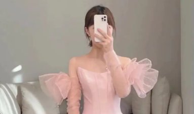 引热议！新娘穿自己设计全粉婚纱结婚，在网上引起了怎样的争议？