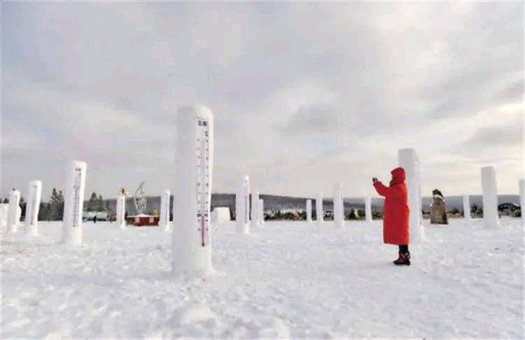 老婆在家藏男人被我发现后却死不承认发生性关系，她和那男人都用自己儿子发了毒誓，我该信吗？