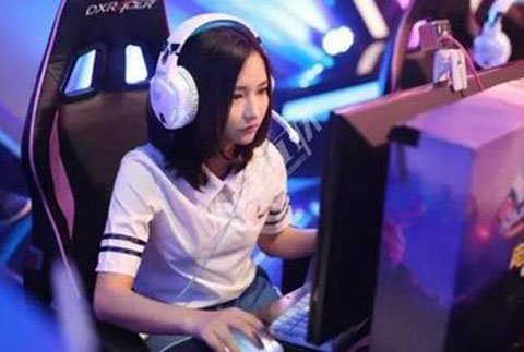 上班无聊，你会做点什么呢？