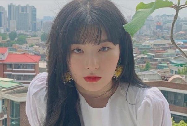 RedVelvet姜涩琪确诊新冠,她目前的身体状况如何?