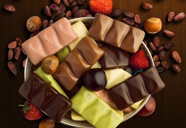 电视广告大全 广告语大全谁有？ 【我要大全的，各个电视频道，卖的广告词噢……】