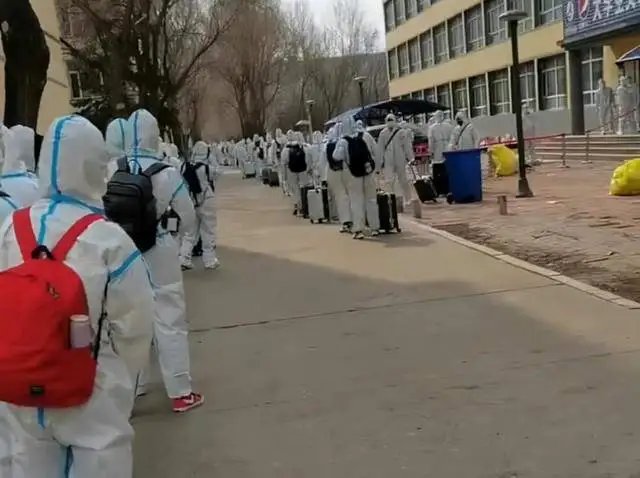 吉林农科院学生谈隔离，学生害怕，家长担心，学校该如何引导这种紧张情绪？