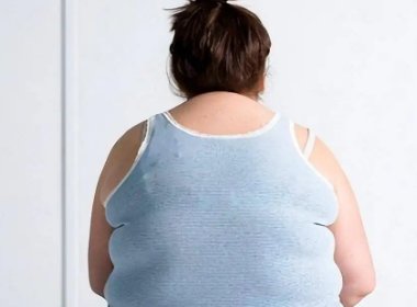 女生太瘦被老板要求长胖10斤，老板的要求合理吗？