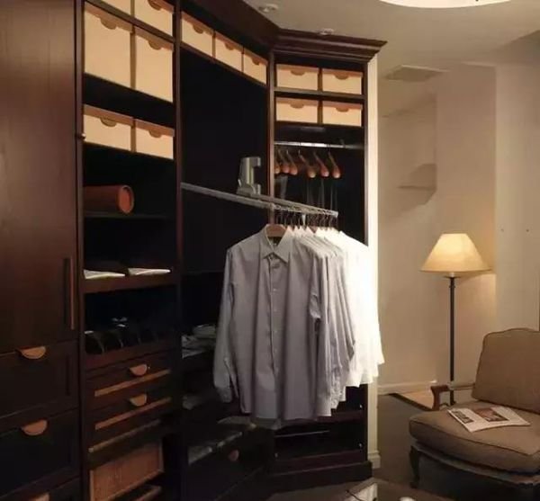 爱宜家家具，穿衣镜摆放风水 如何摆放可避大忌