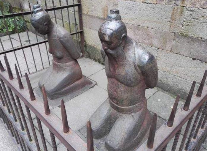 百姓对奸臣秦桧非常痛恨， 无意间发明了什么美食？