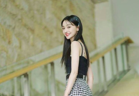 郑爽晒粉丝公益证书是怎么回事？