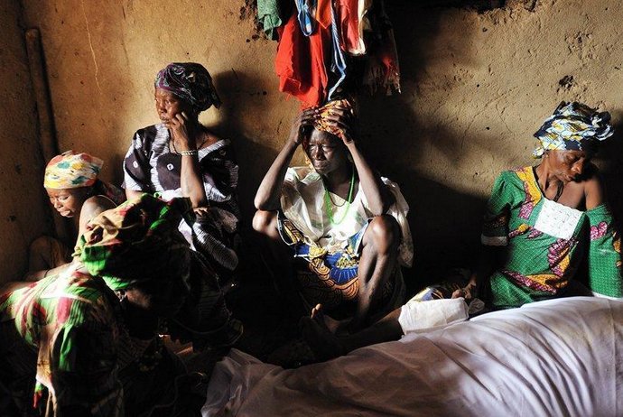 如何看待莫迪称全印进入疫情“战时状态”?