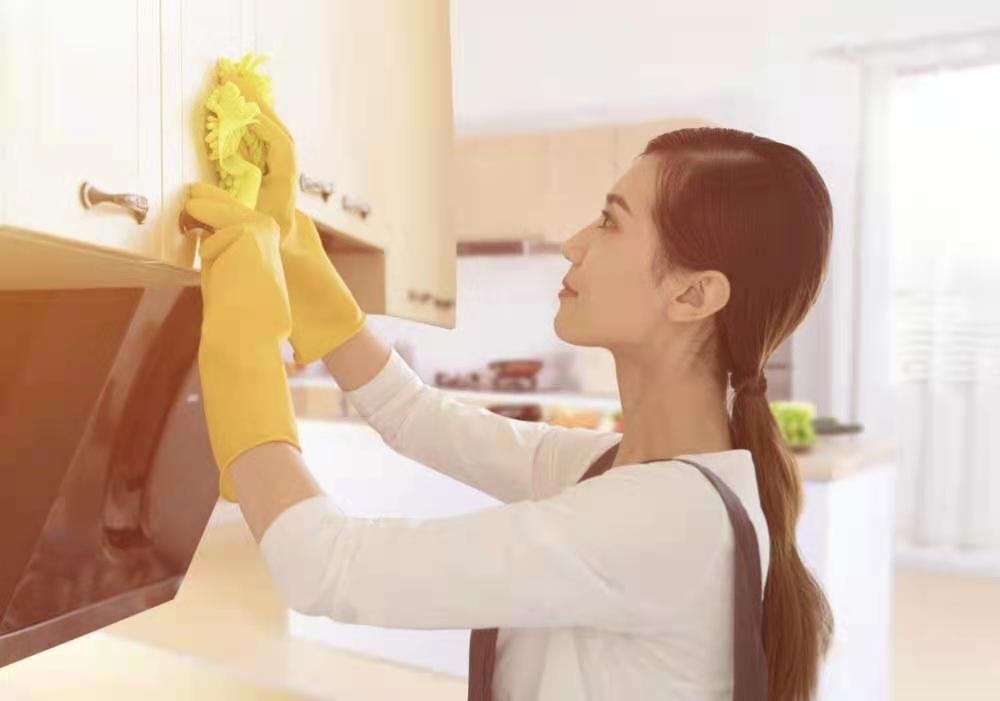 杭州二孩妈晒日程：从早忙到深夜，家庭主妇的日常有多累？