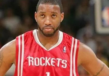 在麦迪的篮球生涯中，曾经效力过哪些球队？