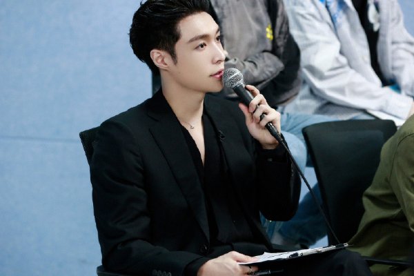 孤注一掷8月5日点映什么意思