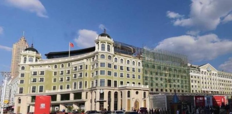 哈尔滨一酒店违建6层变9层，房屋违法加层需要怎么处理？