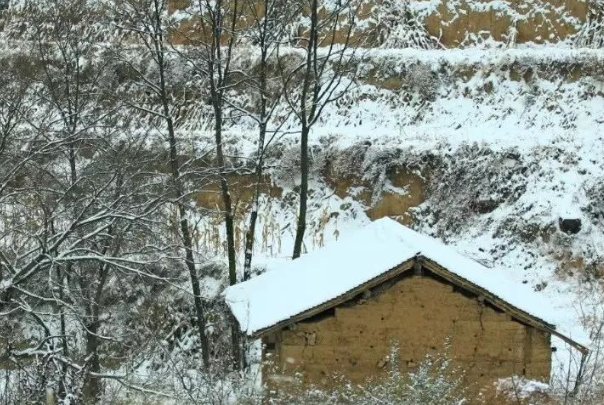 那句古诗描写冬季的美景