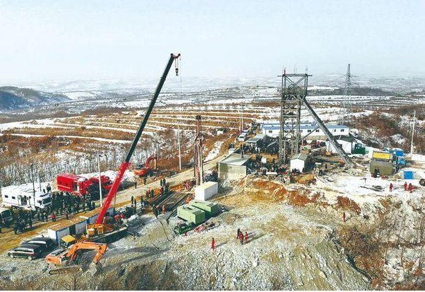 山东烟台栖霞矿工被困的14天内，到底经历了什么？