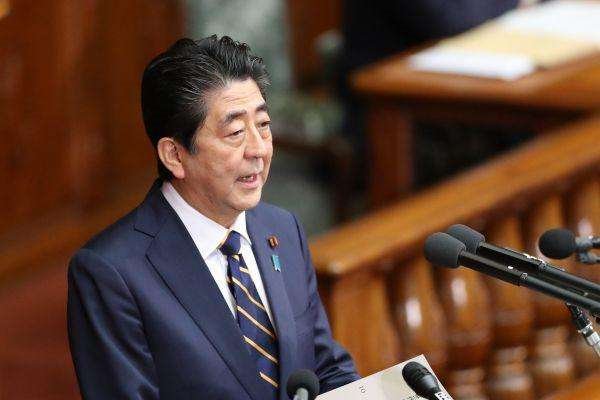 日本首相安倍复工，这是身体都恢复好了吗