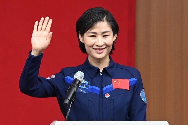 三名女航天员名字