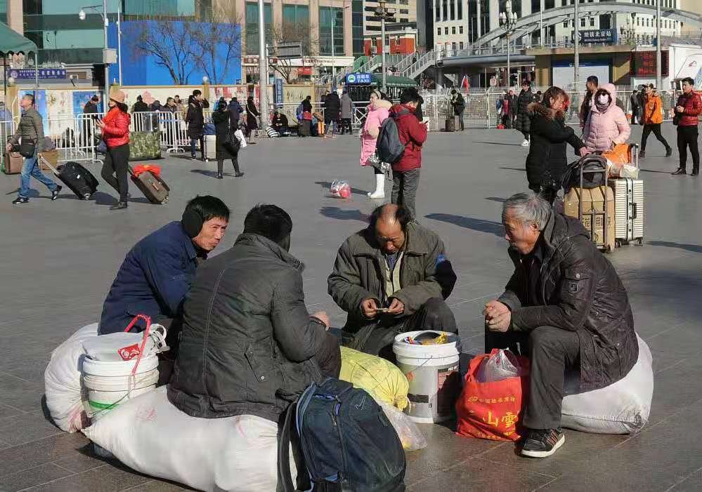 2022年春运，各地的返乡打工人都出现了哪些令人破防的瞬间？