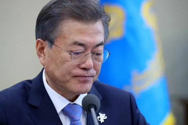 文在寅退休后成“带货高手”，他推荐的书本为何能登上畅销榜？