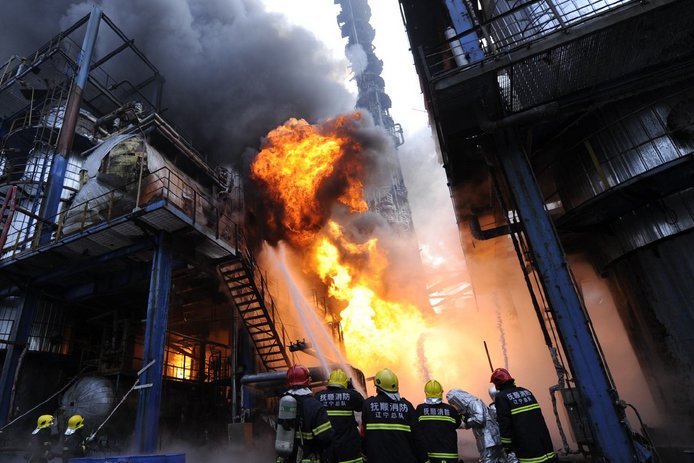 近日，江苏响水特大爆炸事故一审公开宣判，有哪些人被判刑？