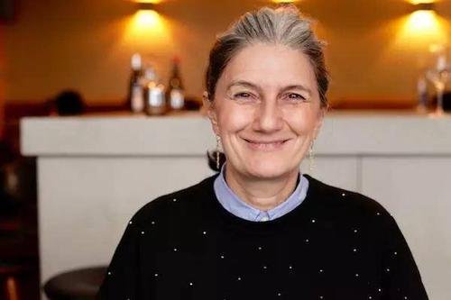 为什么法国的Rossi Yasmina可以被称为模特界“最漂亮的奶奶”?