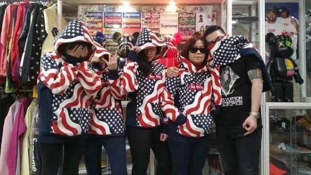 中国网红大妈:颠覆传统称霸纽约潮牌圈,连周杰伦都去探店,她是谁?