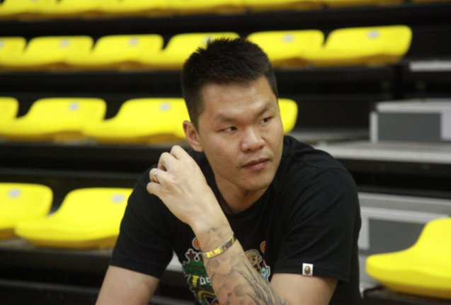 朱芳雨:想问问王哲林怎么回事