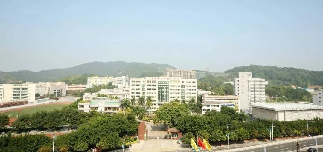 广东交通职业技术学院北校区面积多大？能讲下吧，急求！！！