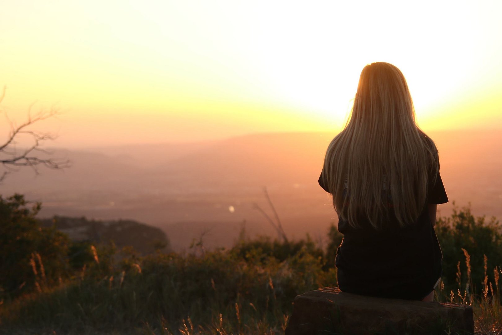 37年前一女子中3400万大奖，立马买下上班的公司，如今她怎么样了？