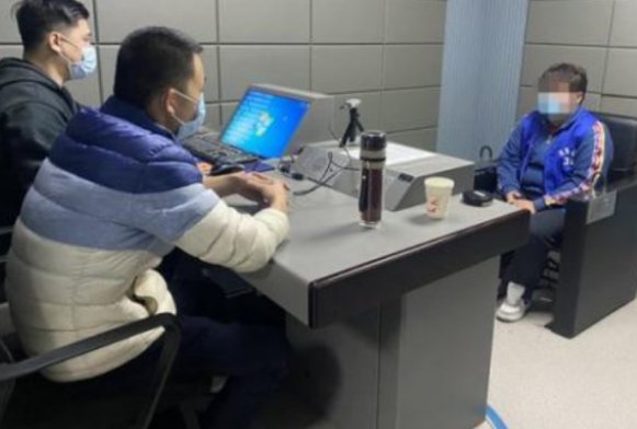 柳州女子把手机借给熟人竟背上了5.6万元的网贷，女子最终是如何发现的？