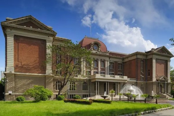 天津外国语大学分数线2023年