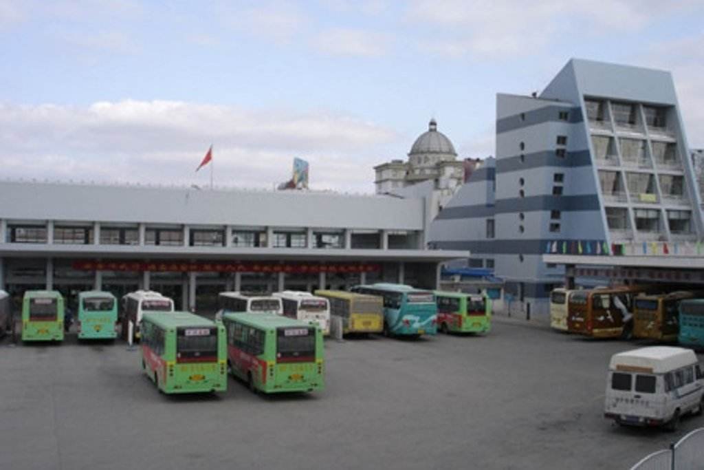 宝安汽车站电话号码多少啊？