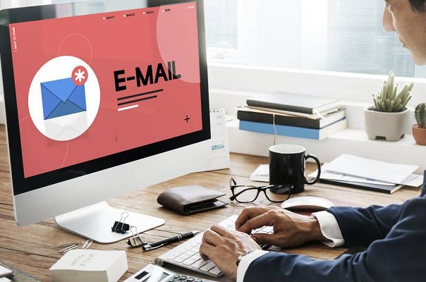 @example.com邮箱怎么登陆使用？