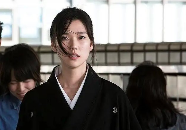 金刚狼二中冈本多绪演的是