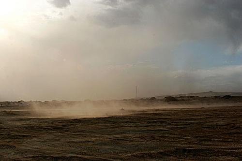 沙尘暴蓝色预警,内蒙古河北等7省区有扬沙或浮尘,该如何做好防范?
